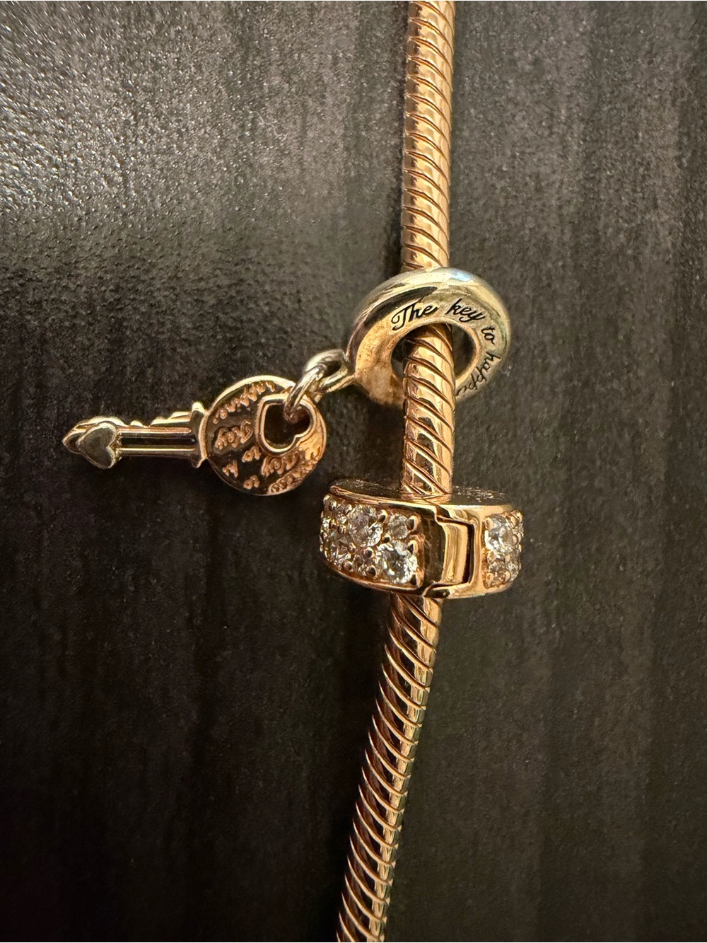 Pandora rose gold charm bracelet - Picture 3 of 9